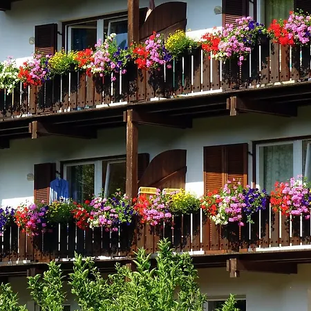 Hotel&appartements Perwanger